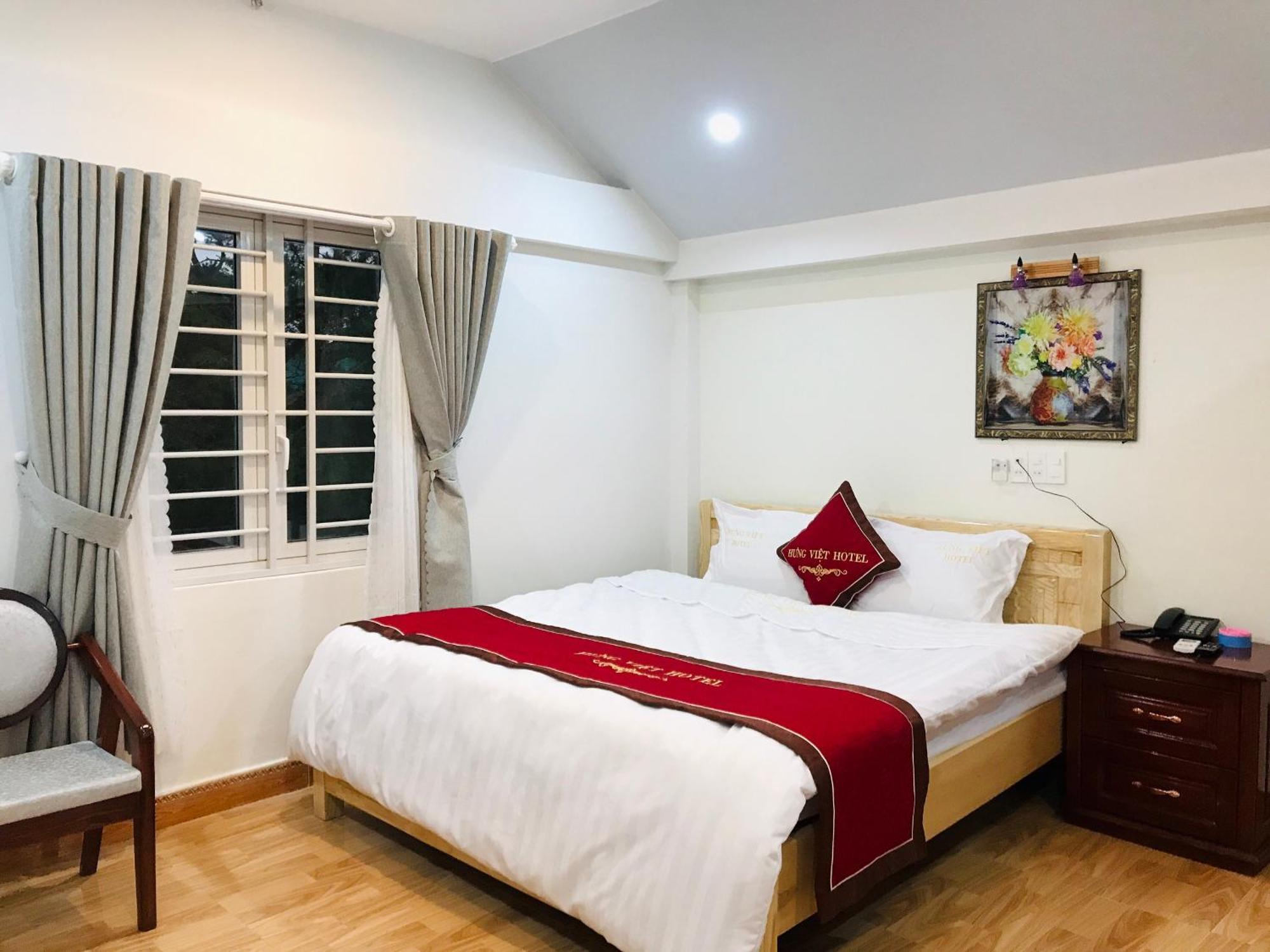Hotel Khach San Hung Viet Kon Tum Exterior foto