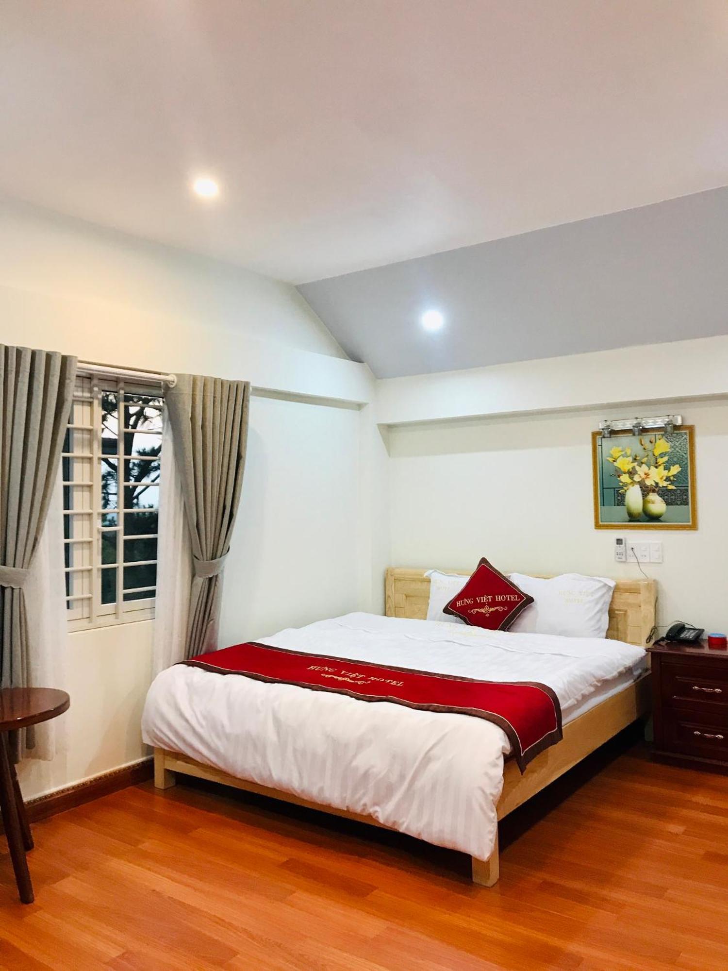 Hotel Khach San Hung Viet Kon Tum Exterior foto
